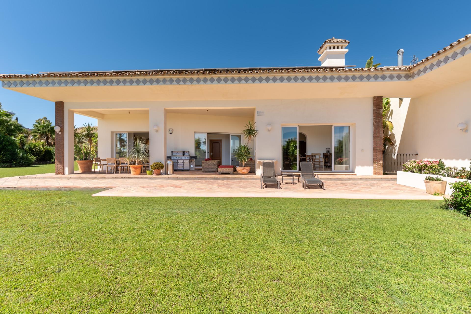 5 Bedroom Villa in Benahavís - Foto 2