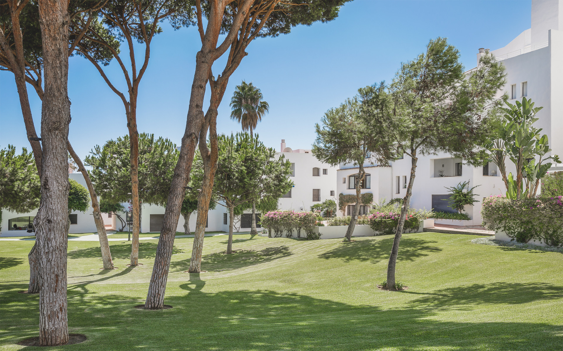 3 Bedroom Apartment in Marbella - Photo 18