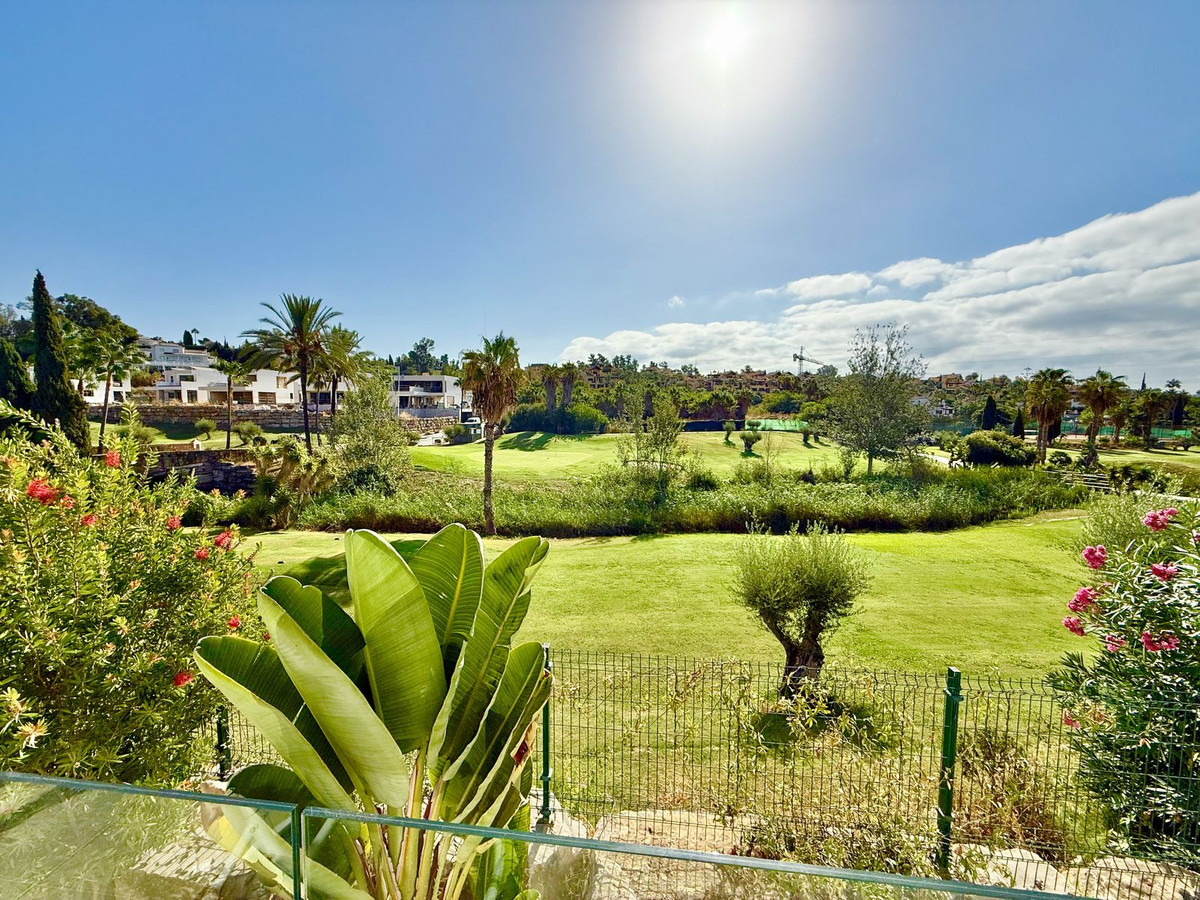 4 Bedroom Villa in Estepona - Photo 63
