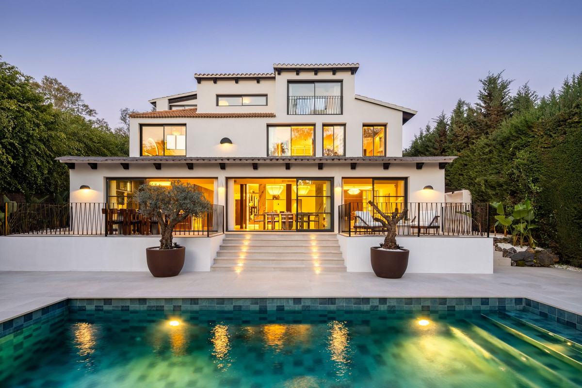 5 Bedroom Villa in Marbella - Фото 32