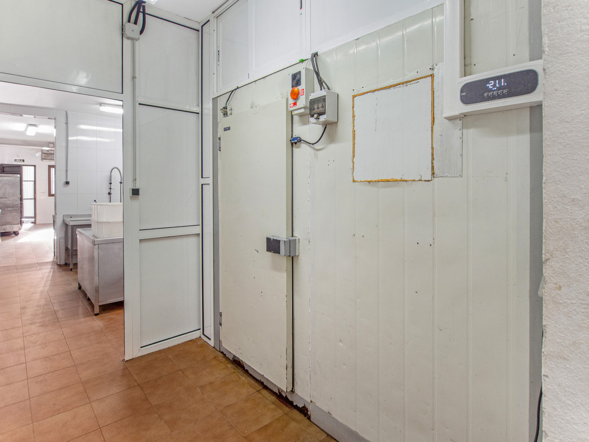 Local commercial à Malaga, Espagne – Photo 27
