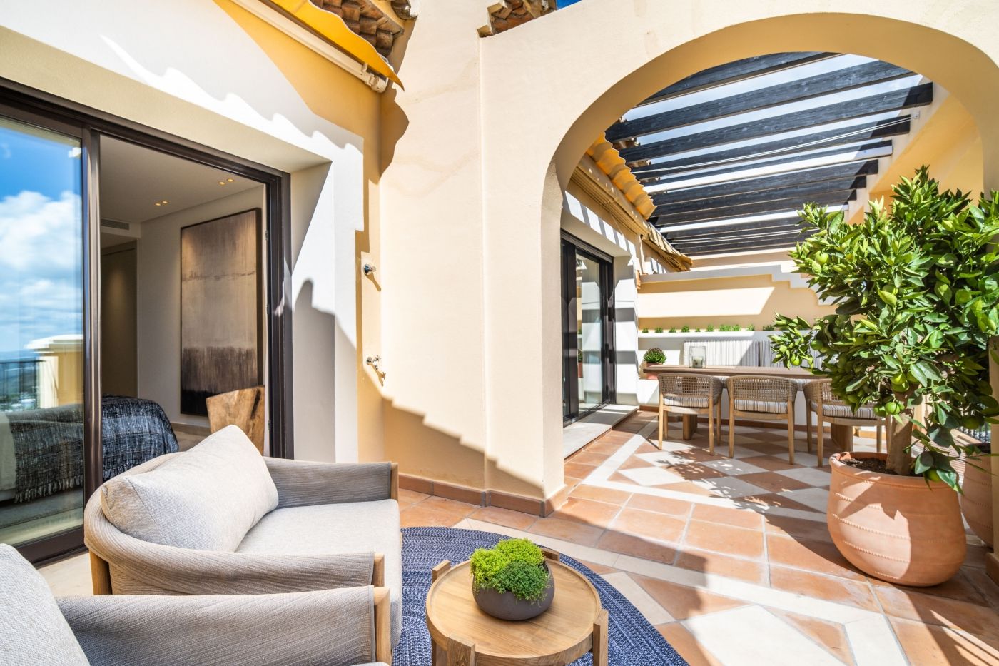 3 Bedroom Penthouse in Benahavís - Photo 15