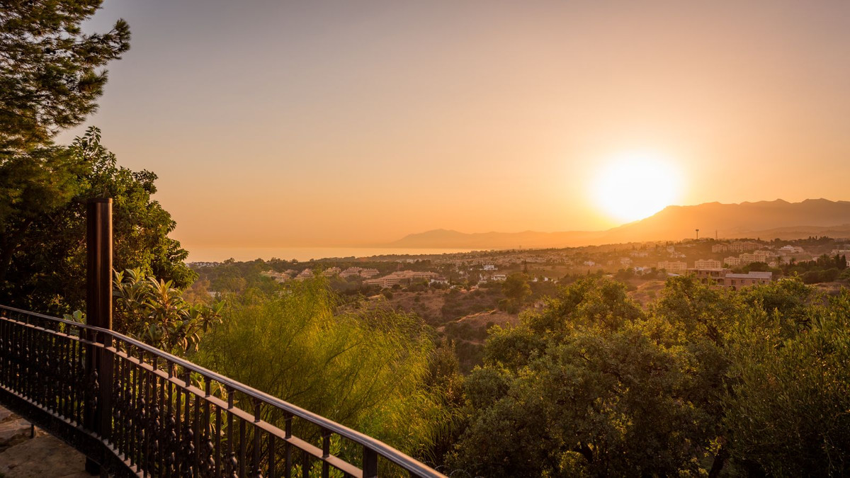 7 Bedroom Villa in Marbella - Photo 41