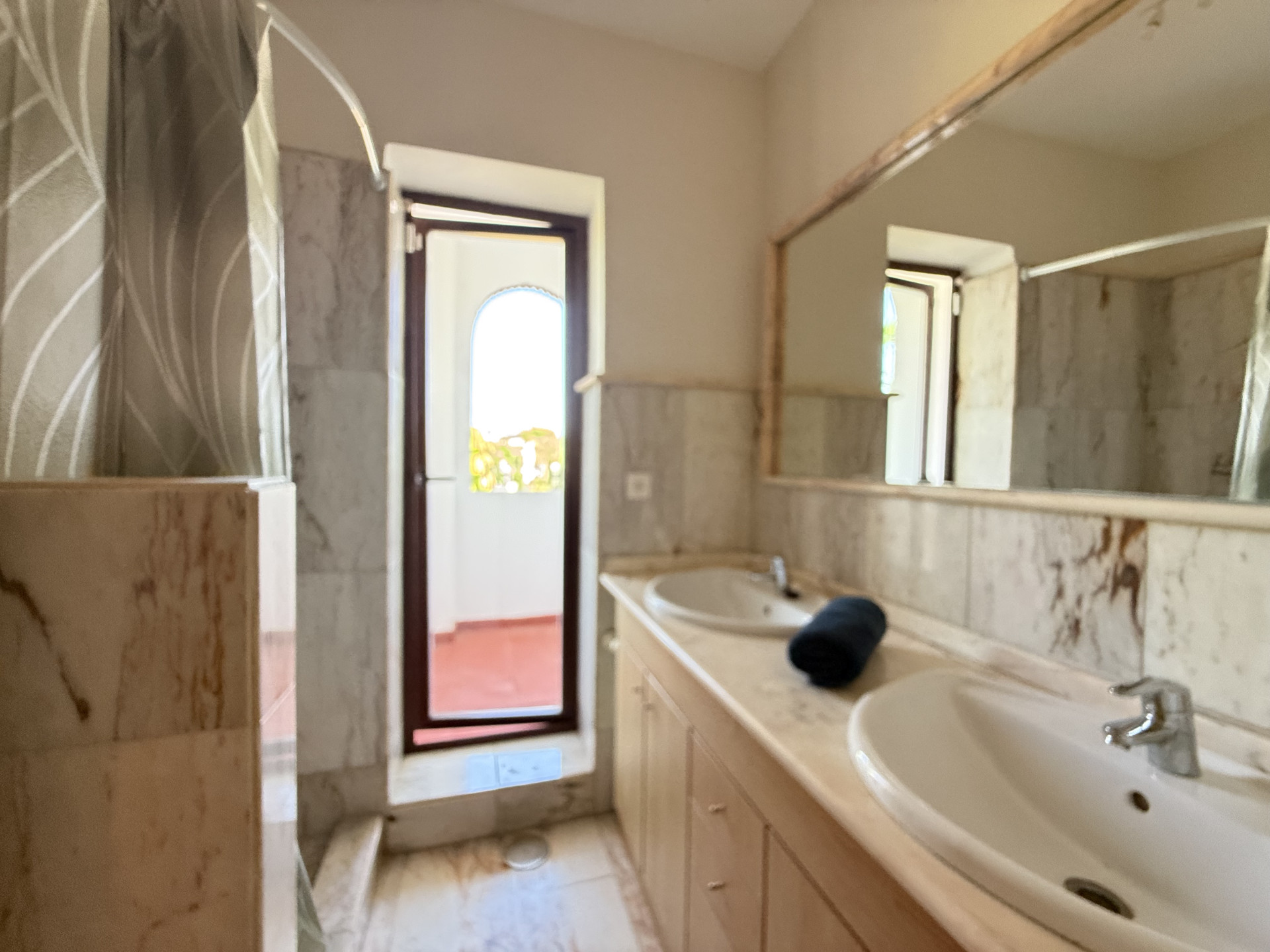 4 Bedroom Villa in San Pedro de Alcántara - Photo 9