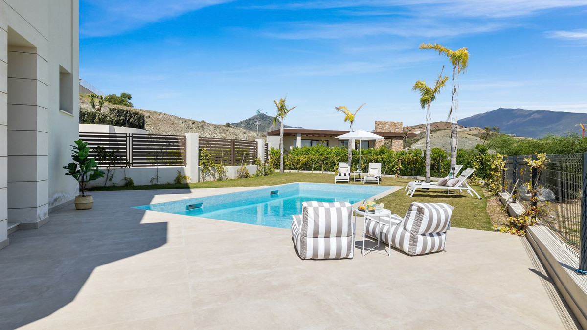 4 Bedroom Villa in Benahavís - Foto 4