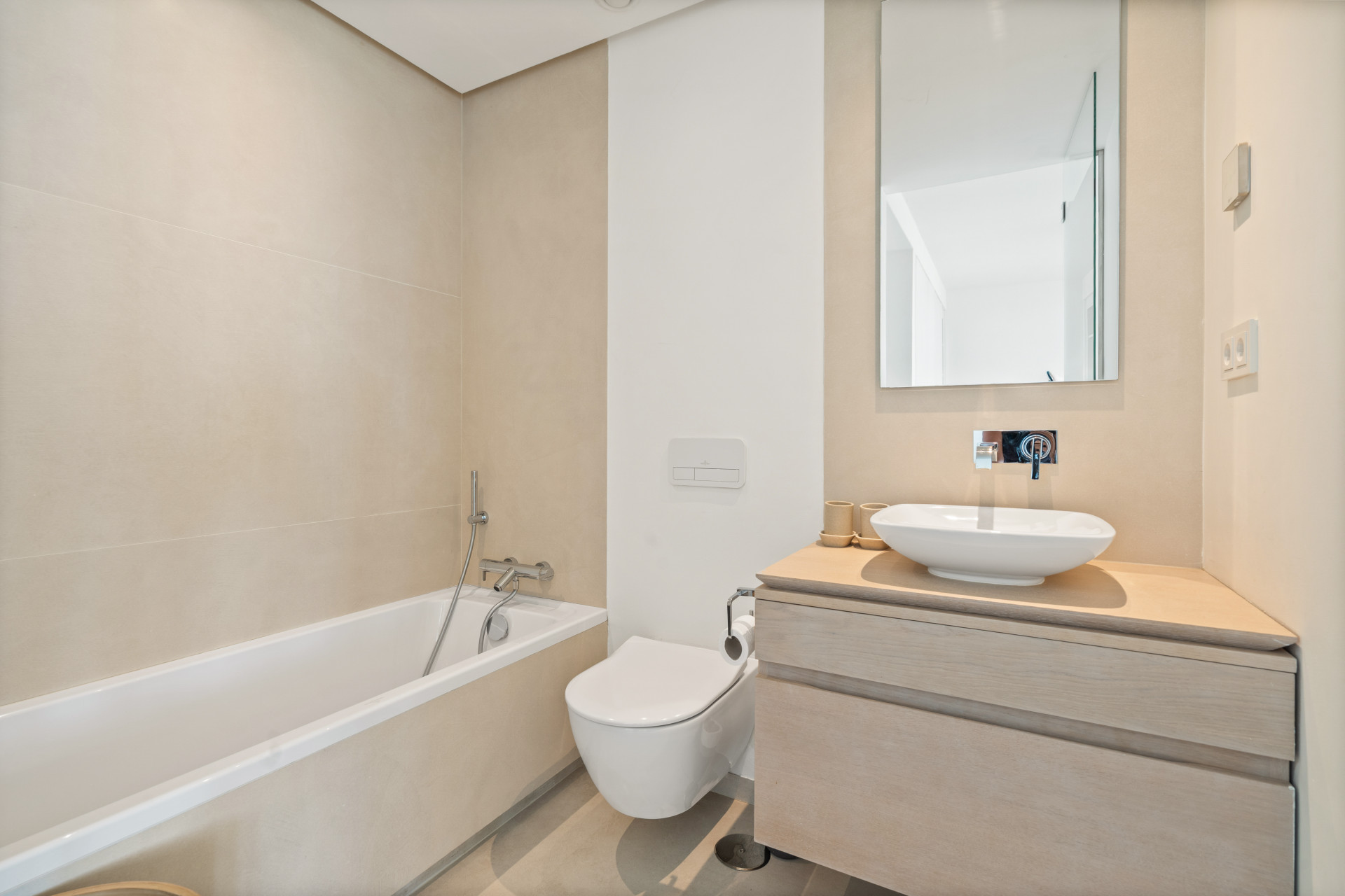 5 Bedroom Apartment in Marbella - Photo 20