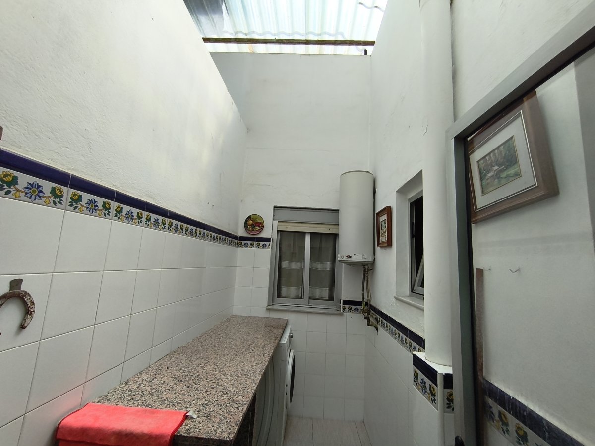 Villa de 3 chambres à Valence, Espagne – Photo 11