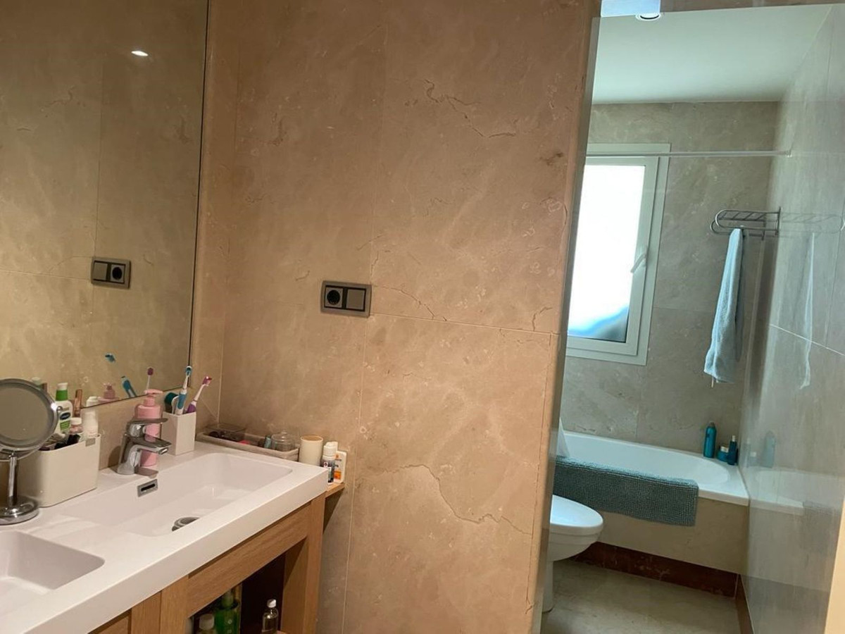 3 Bedroom Apartment in Marbella - Foto 10