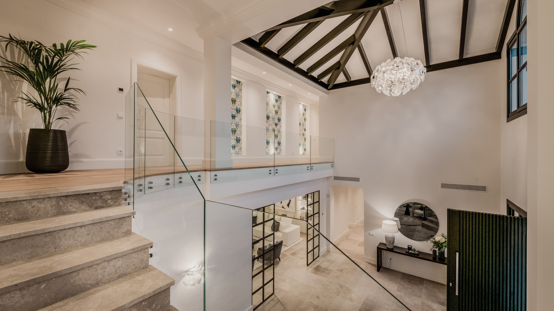 6 Bedroom Villa in Marbella - Photo 28