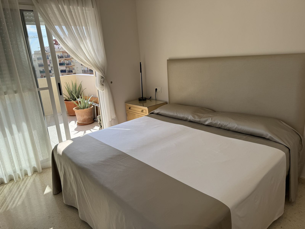 4 Bedroom Penthouse in Estepona - Foto 10