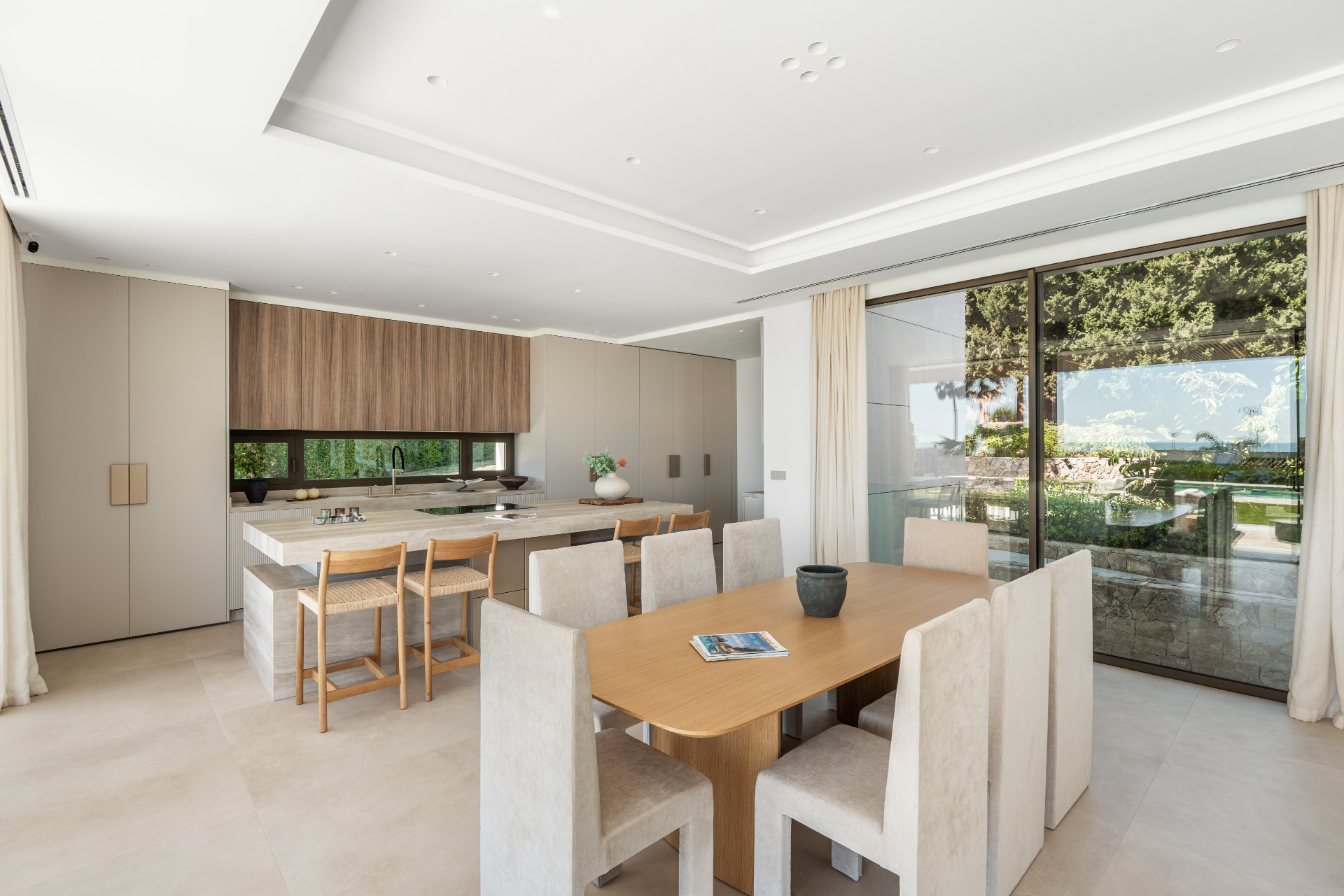 5 Bedroom Villa in Málaga - Photo 4