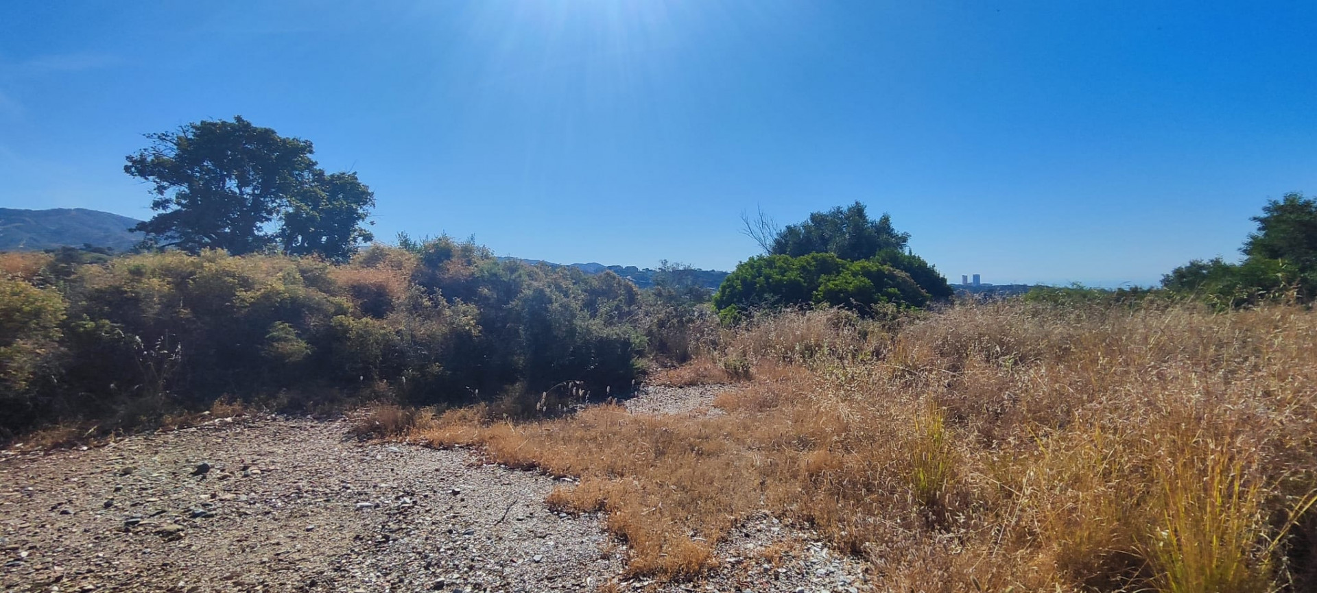 1,000 m² Plot in Marbella - Photo 2