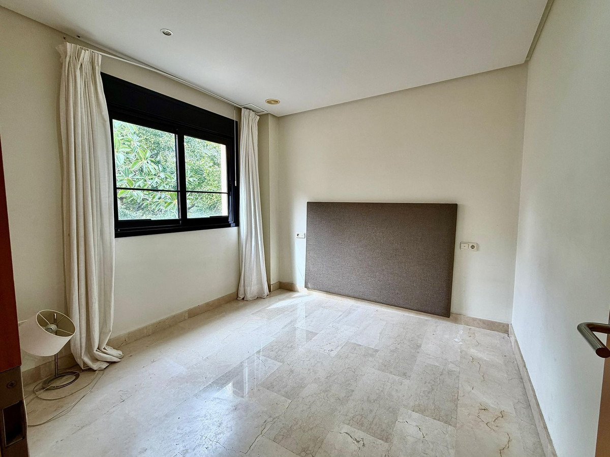 4 Bedroom Apartment in Marbella - Foto 56