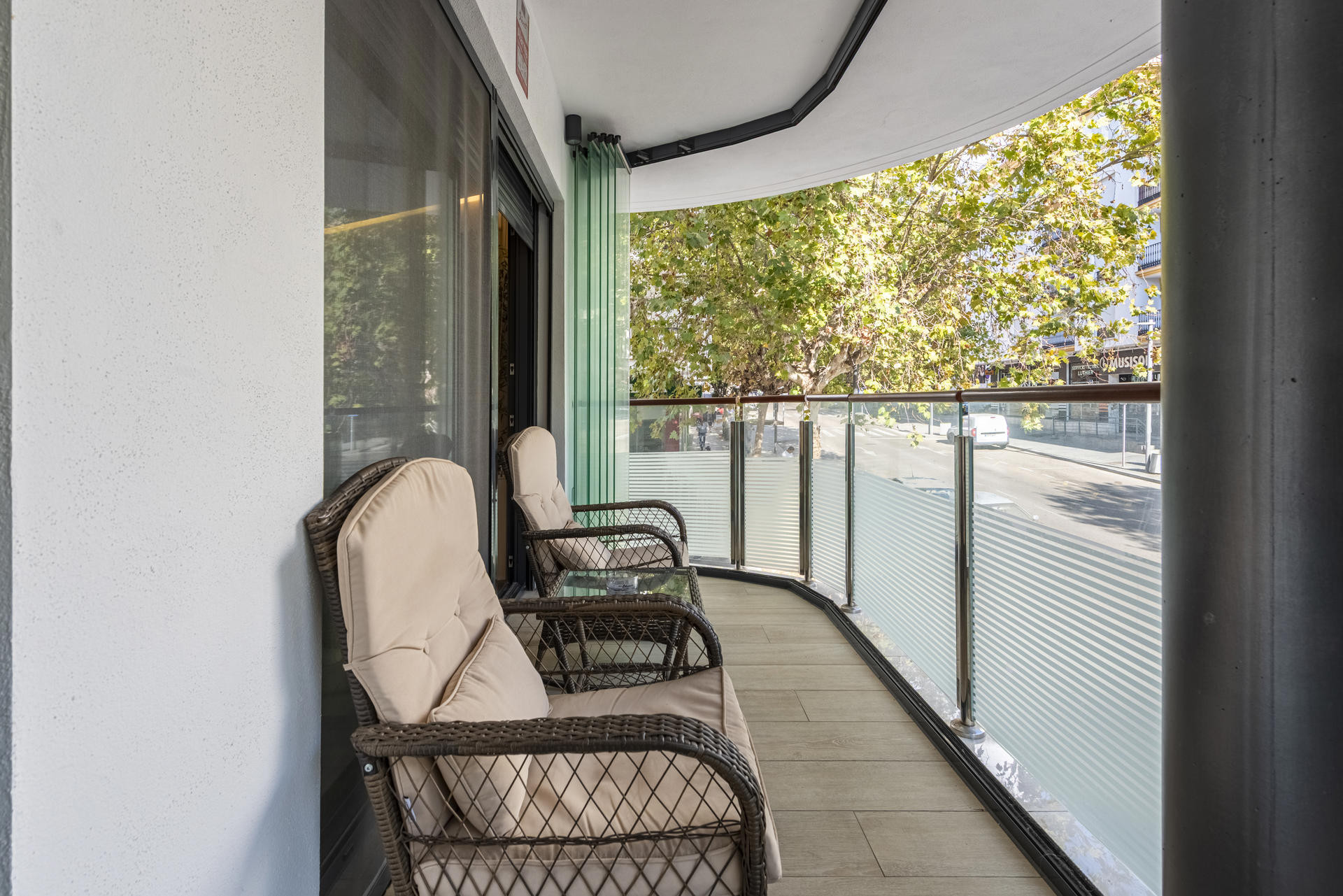 3 Bedroom Apartment in Estepona - Photo 4