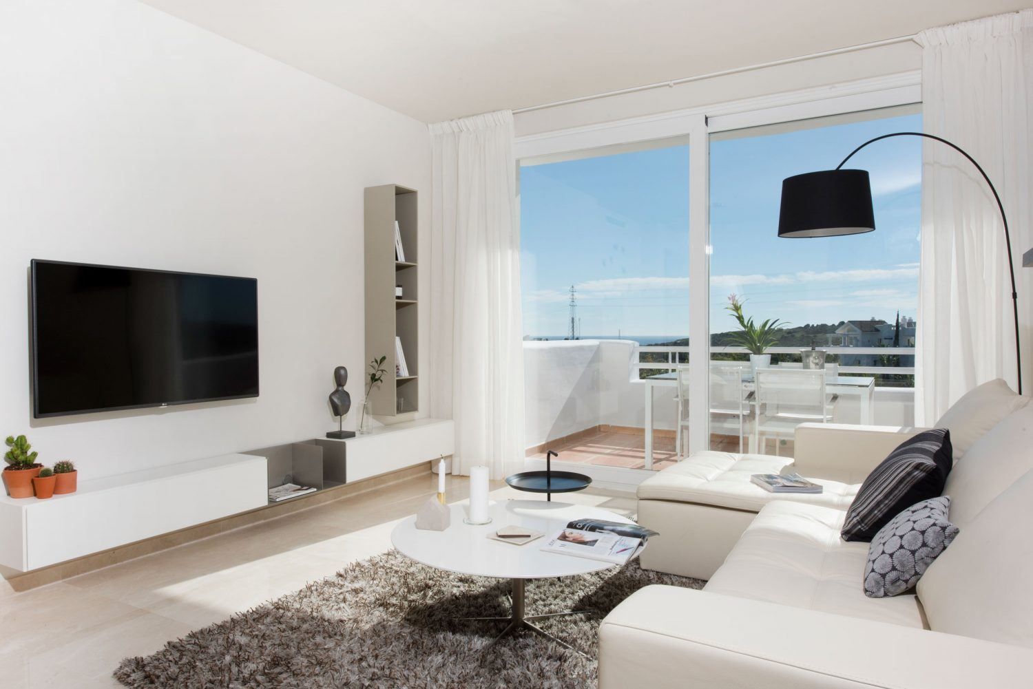 2 Bedroom Apartment in Casares - Photo 5