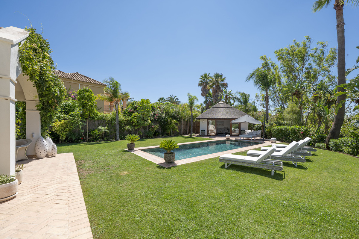 4 Bedroom Villa in Estepona - Foto 36