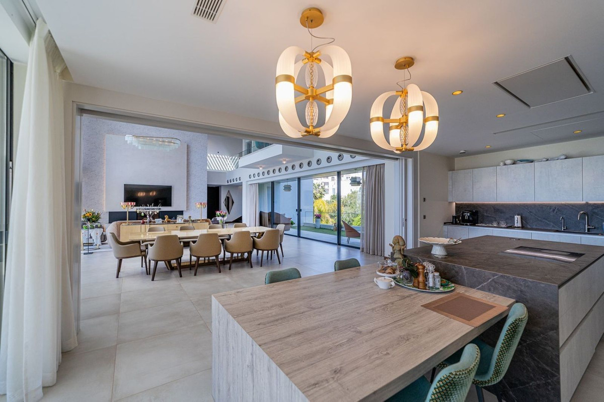5 Bedroom Villa in Benahavís - Foto 10