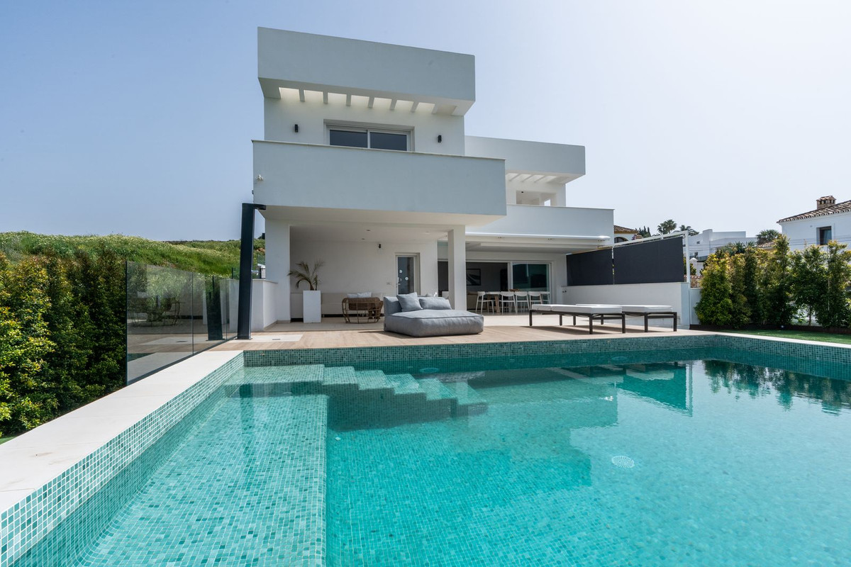 3 Bedroom Villa in Estepona - Photo 29