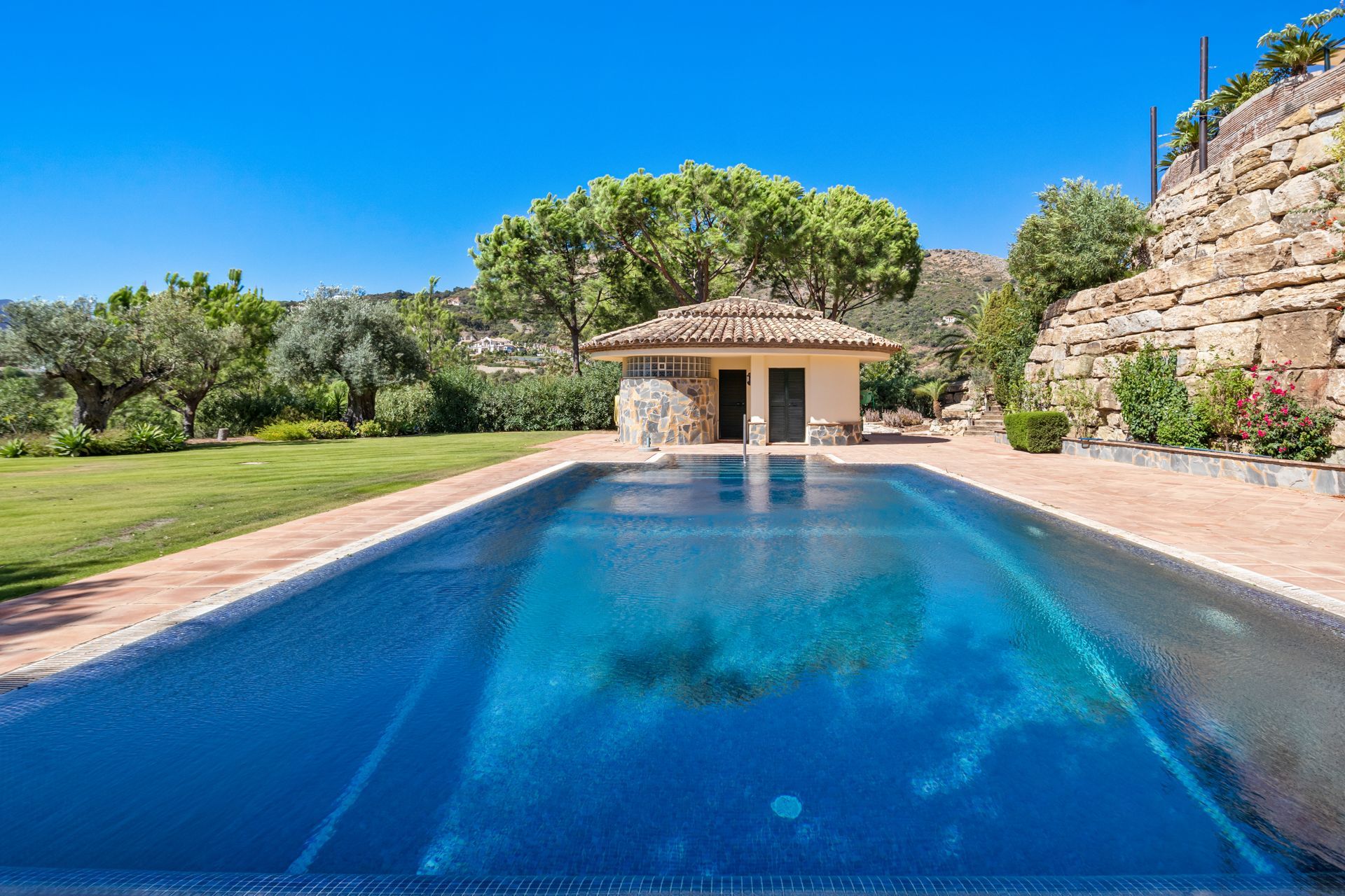 4 Bedroom Villa in Benahavís - Foto 4