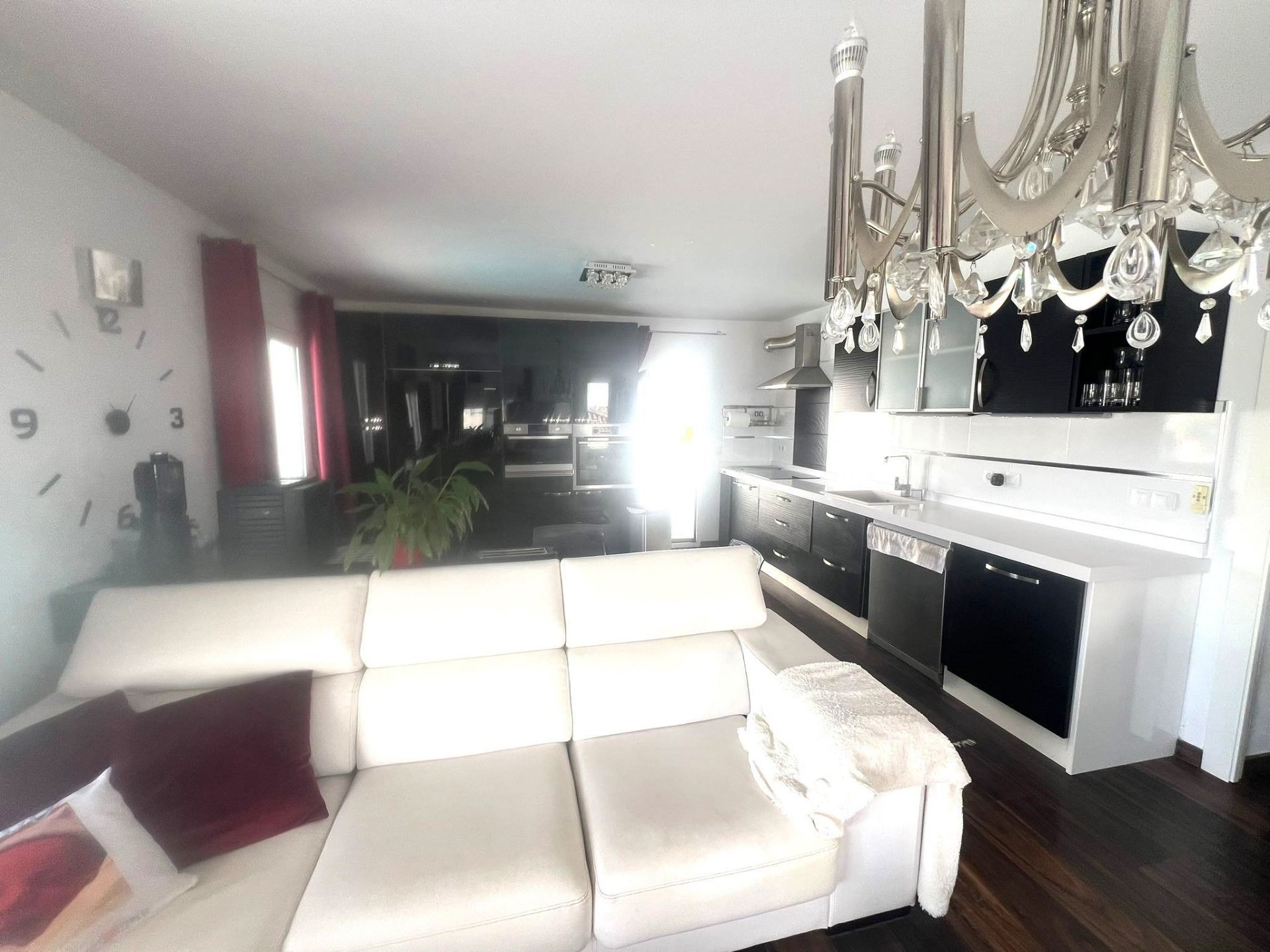 2 Bedroom Villa in Fuengirola - Photo 6