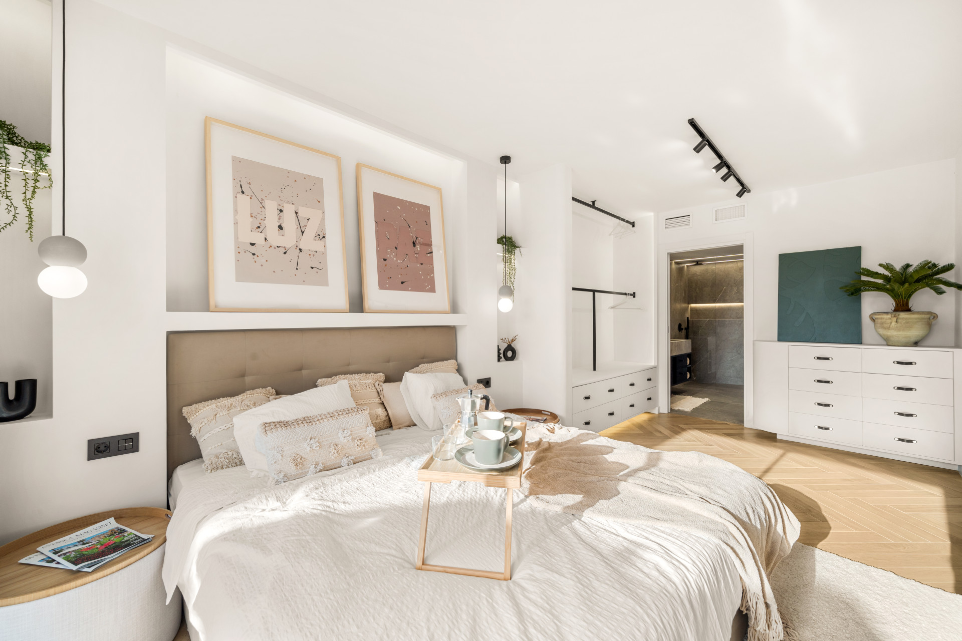 3 Bedroom Apartment in Marbella - Photo 8