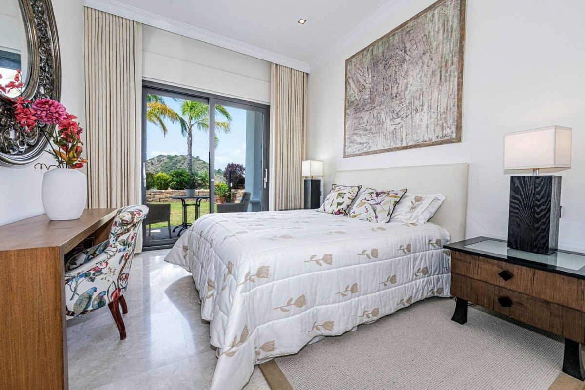 4 Bedroom Villa in Benahavís - Foto 21