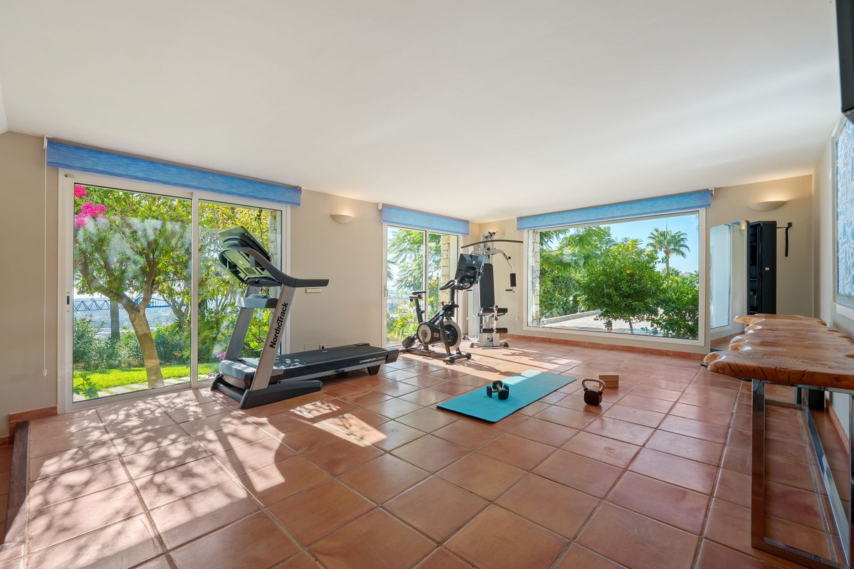 9 Bedroom Villa in Benahavís - Foto 61