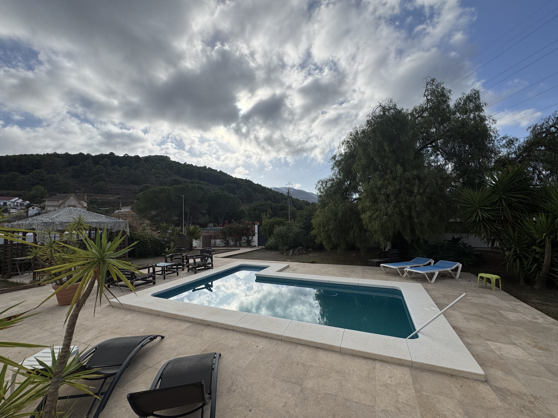 5 Bedroom Villa in Alhaurín de la Torre - Photo 3