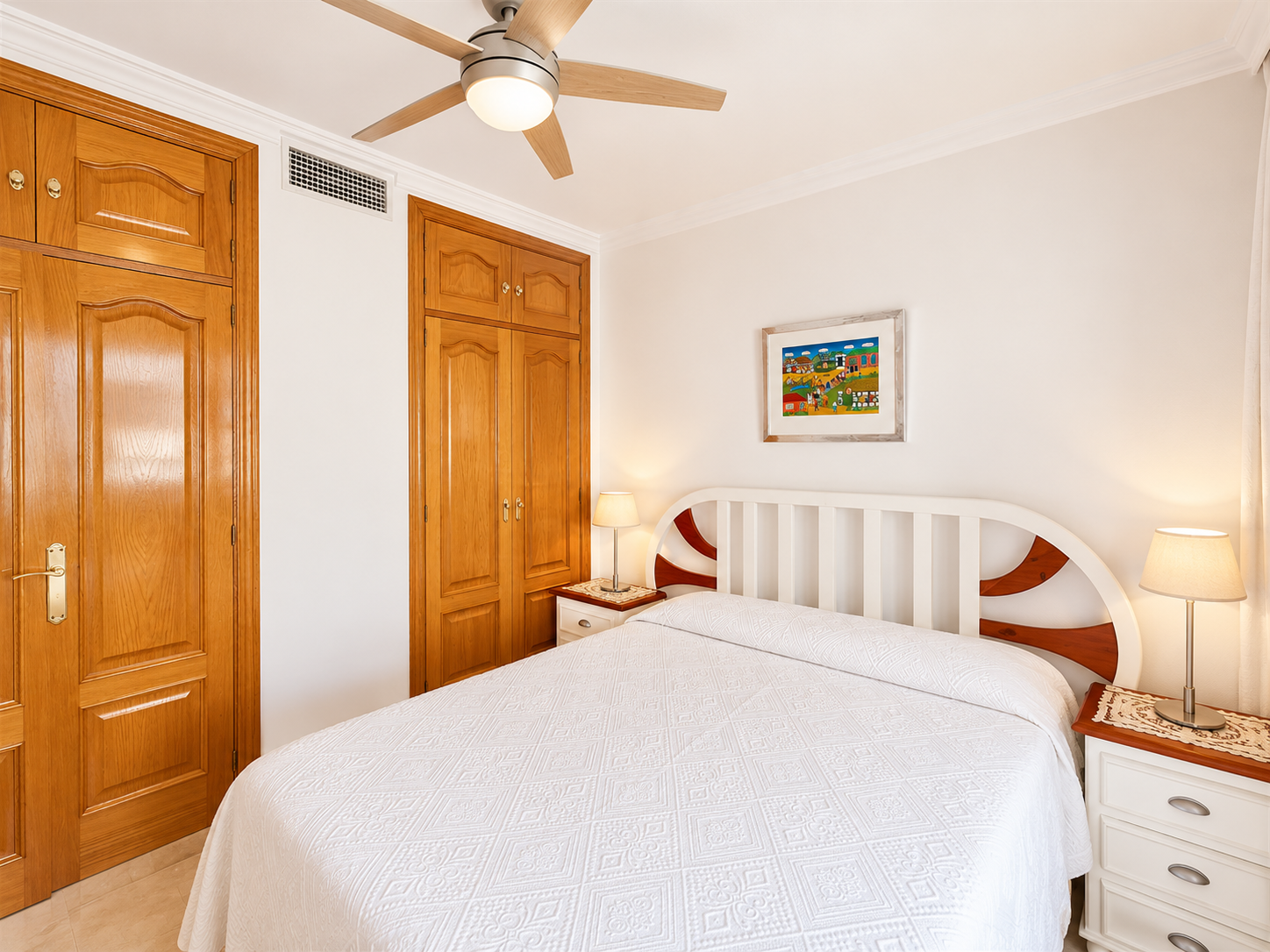 1 Bedroom Apartment in Marbella - Photo 12
