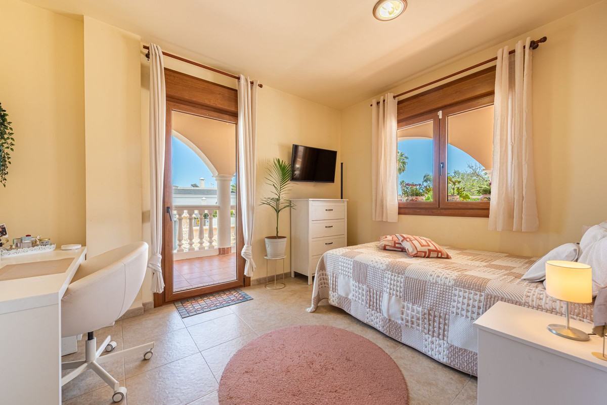 4 Bedroom Villa in Mijas - Foto 8
