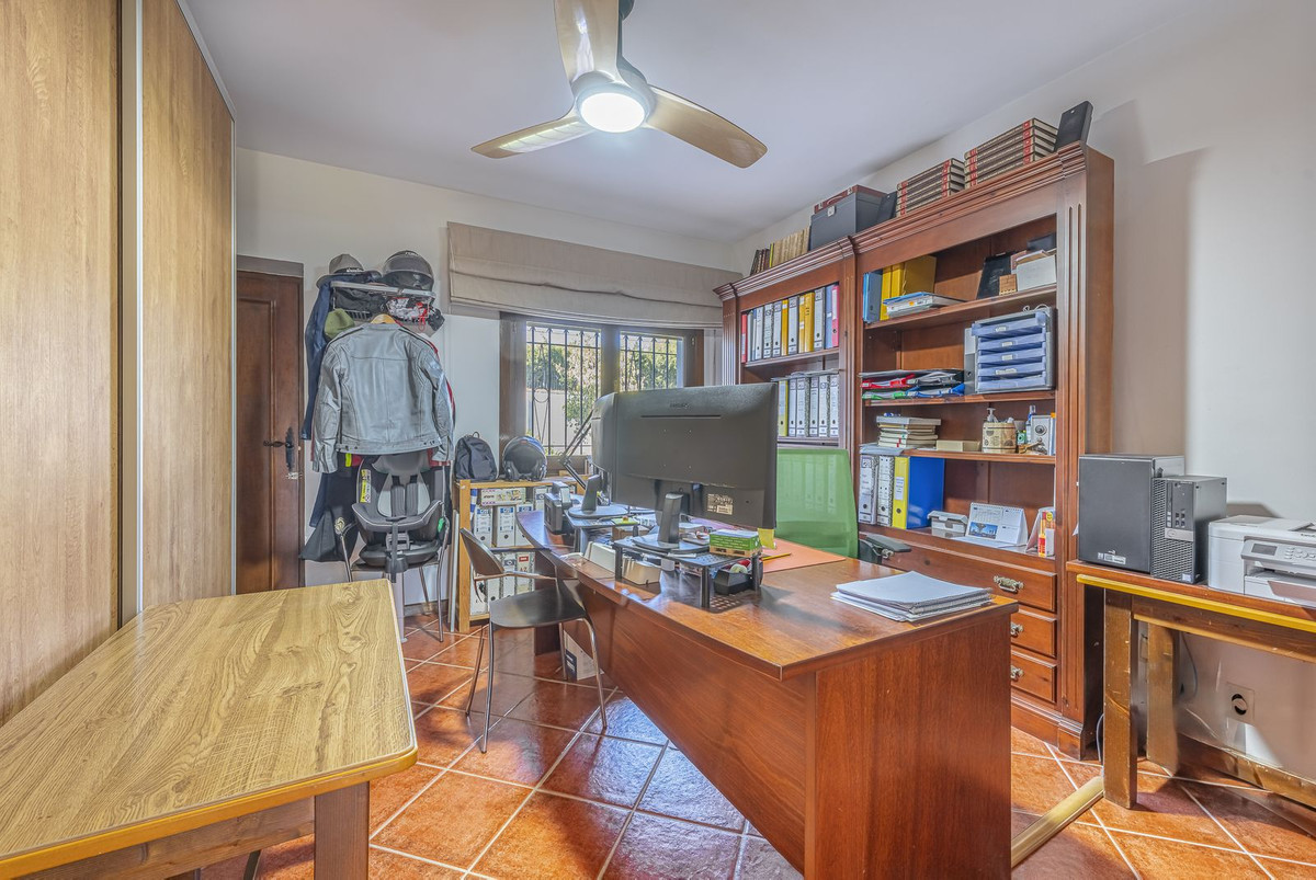 3 Bedroom Villa in San Pedro de Alcántara - Фото 19