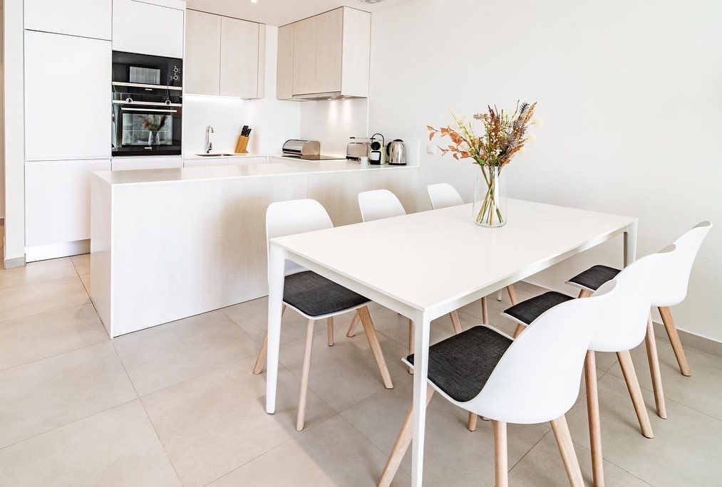 2 Bedroom Apartment in Estepona - Photo 6