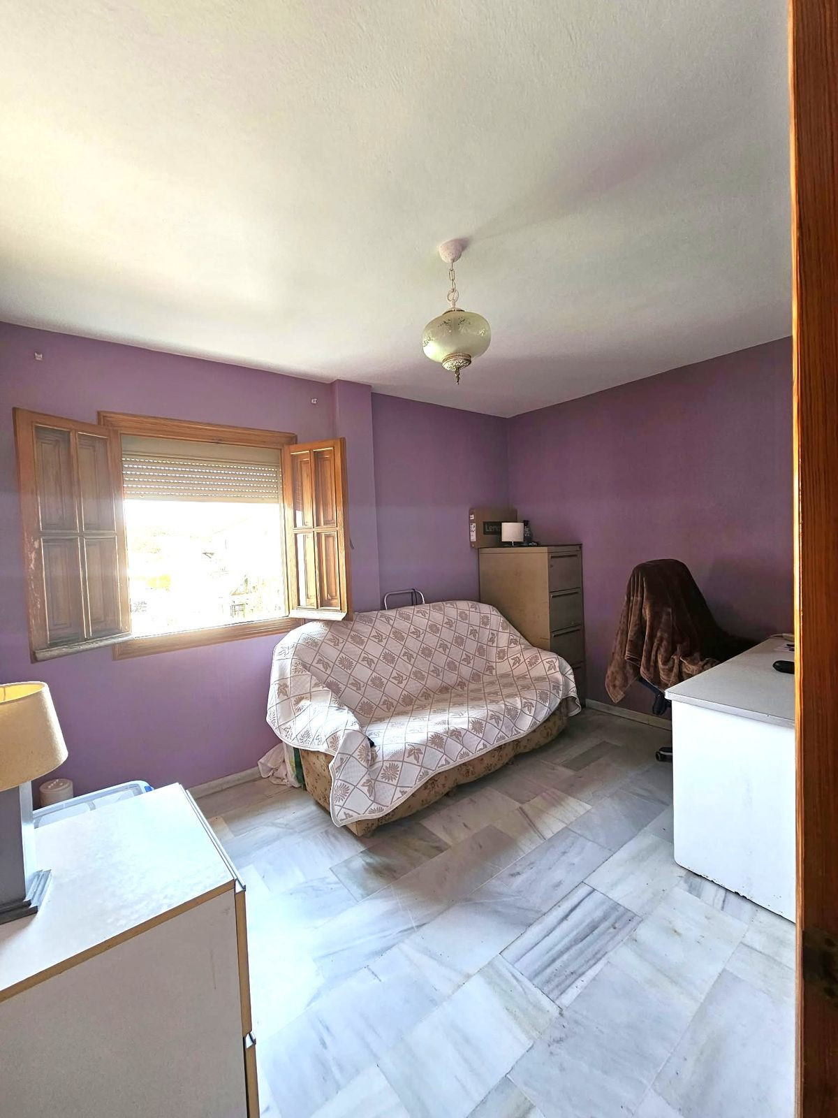 5 Bedroom Villa in Estepona - Photo 5