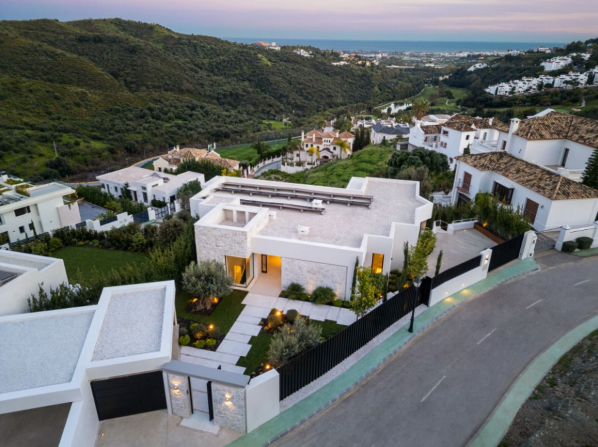 6 Bedroom Villa in Benahavís - Фото 14