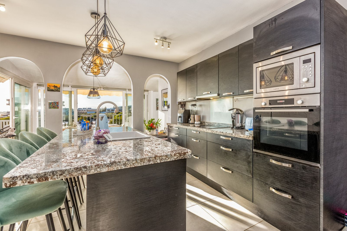 5 Bedroom Villa in Mijas - Photo 19