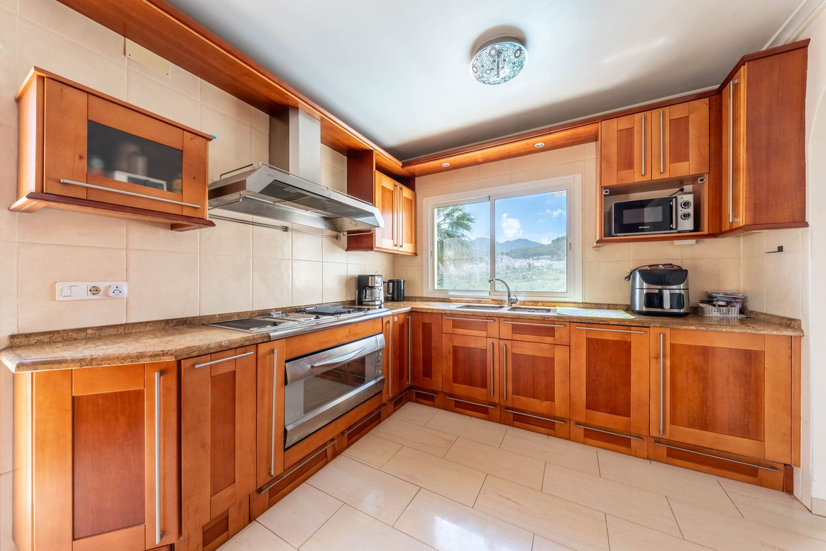 4 Bedroom Villa in Monda - Photo 65