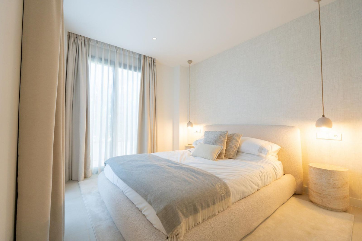 3 Bedroom Apartment in Fuengirola - Photo 21