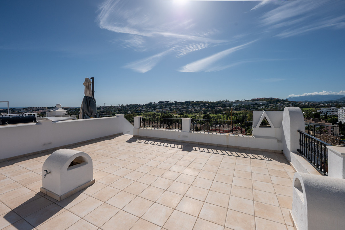 3 Bedroom Townhouse in Marbella - Photo 29