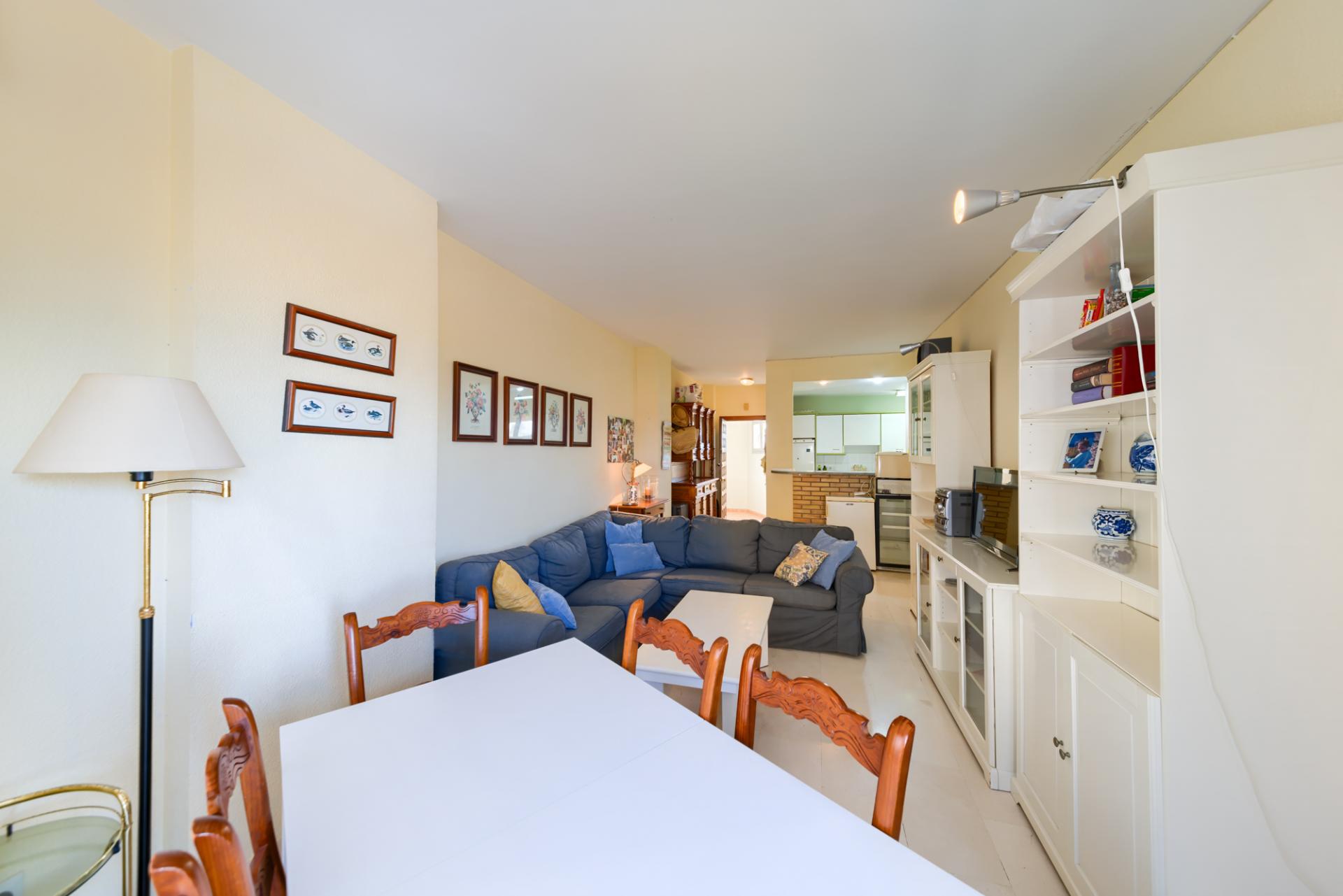 3 Bedroom Apartment in Fuengirola - Photo 13