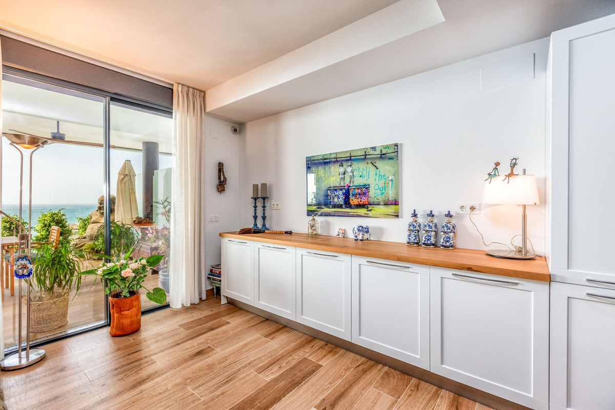 3 Bedroom Apartment in Fuengirola - Photo 19