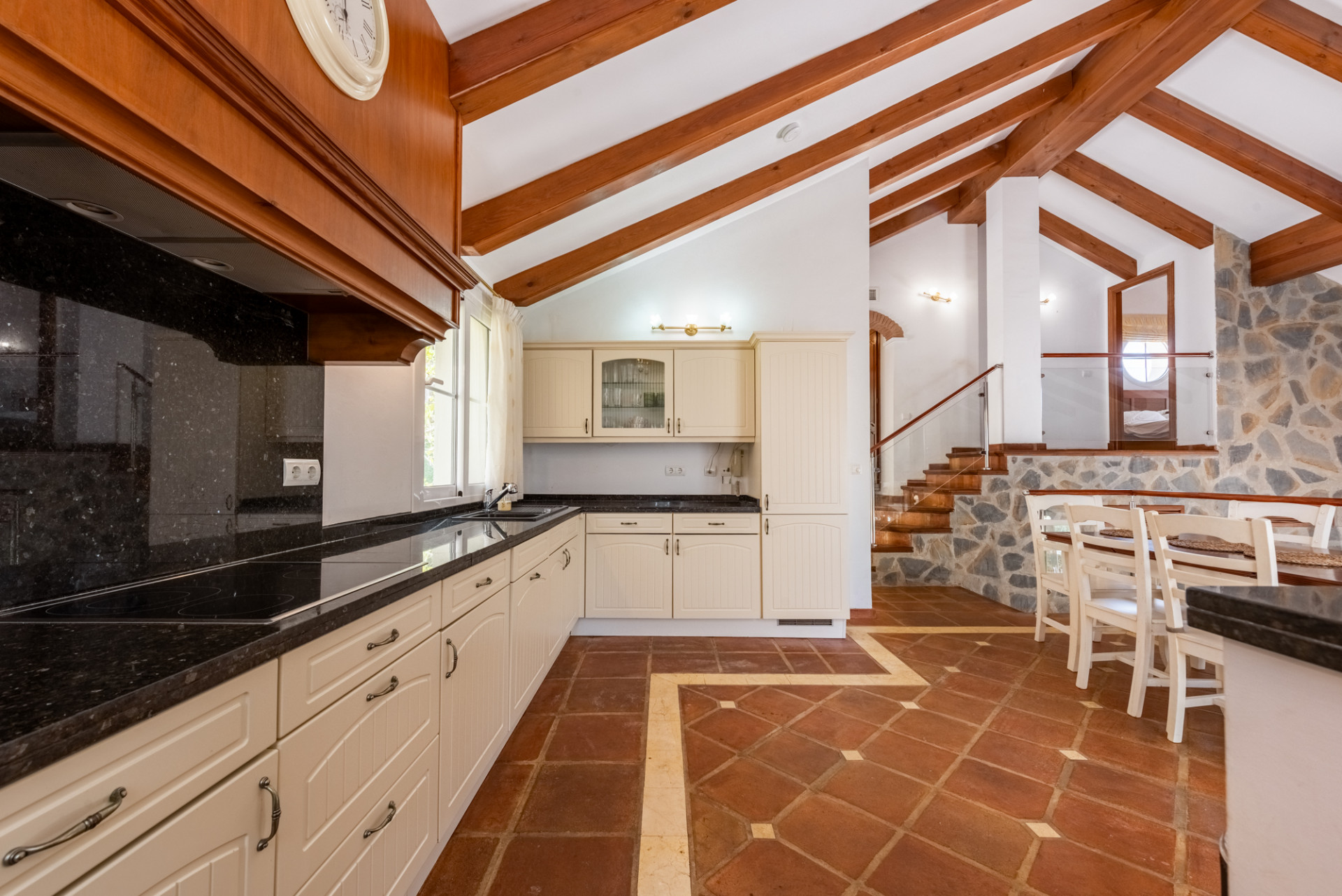 3 Bedroom Villa in Istán - Photo 8