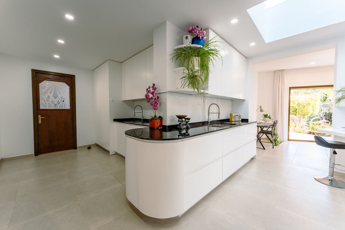 4 Bedroom Villa in Benahavís - Foto 23