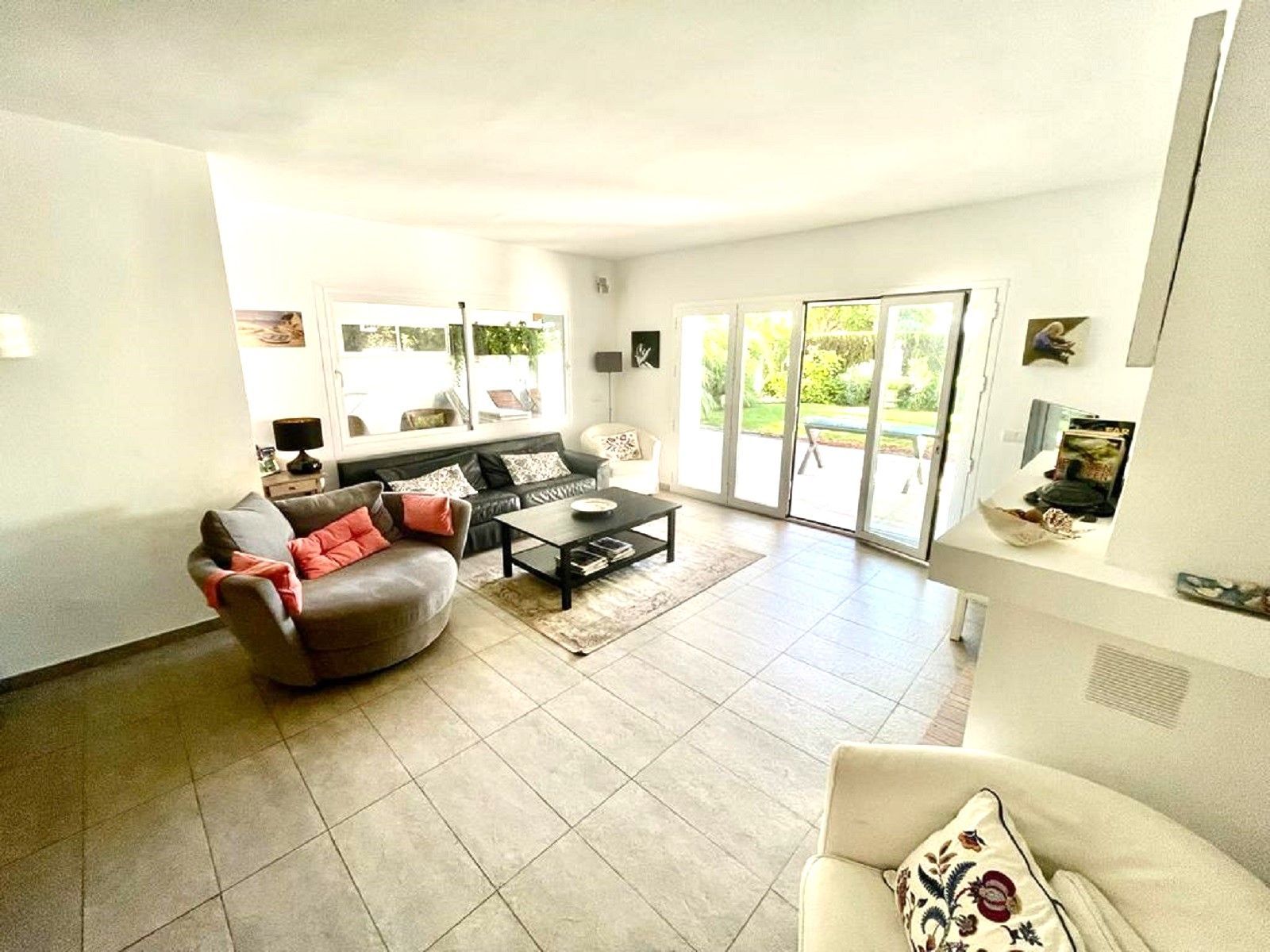 4 Bedroom Apartment in San Pedro de Alcántara - Photo 7