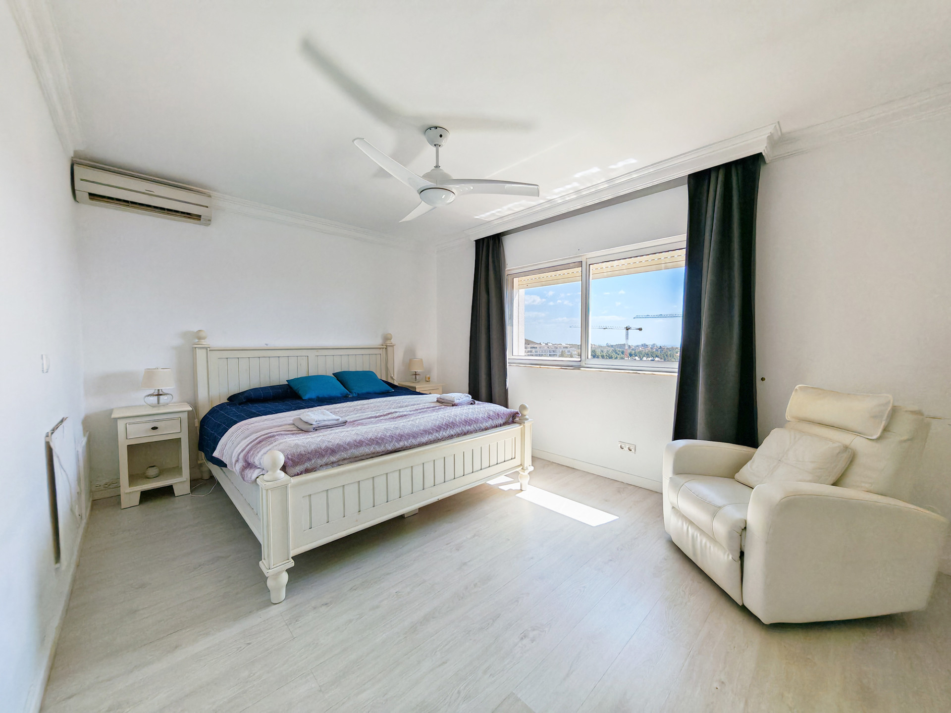 4 Bedroom Villa in Mijas - Photo 12
