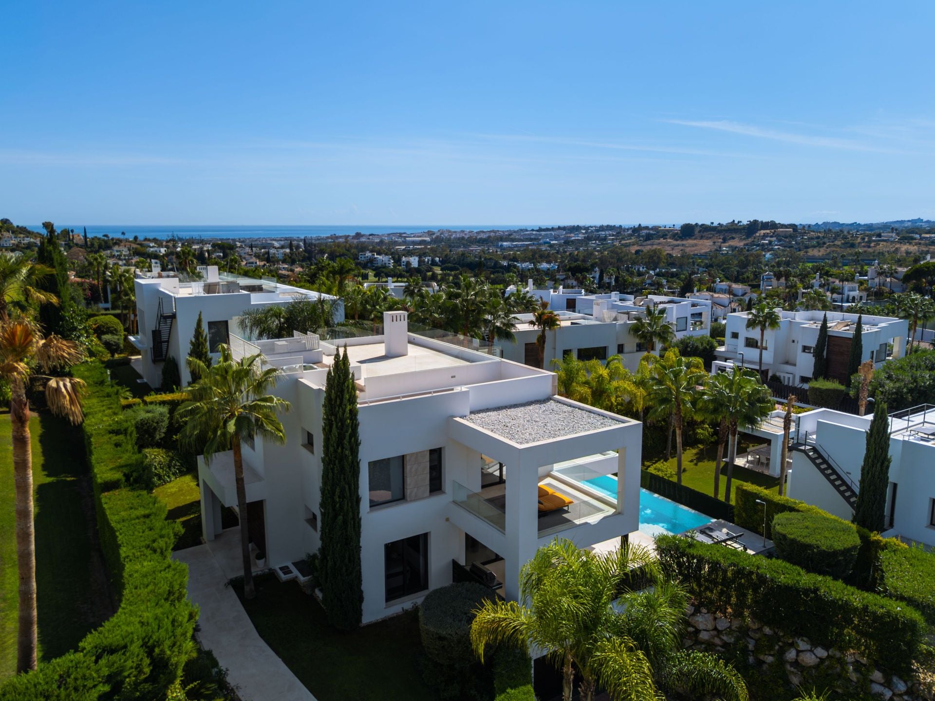 5 Bedroom Villa in Marbella - Photo 7