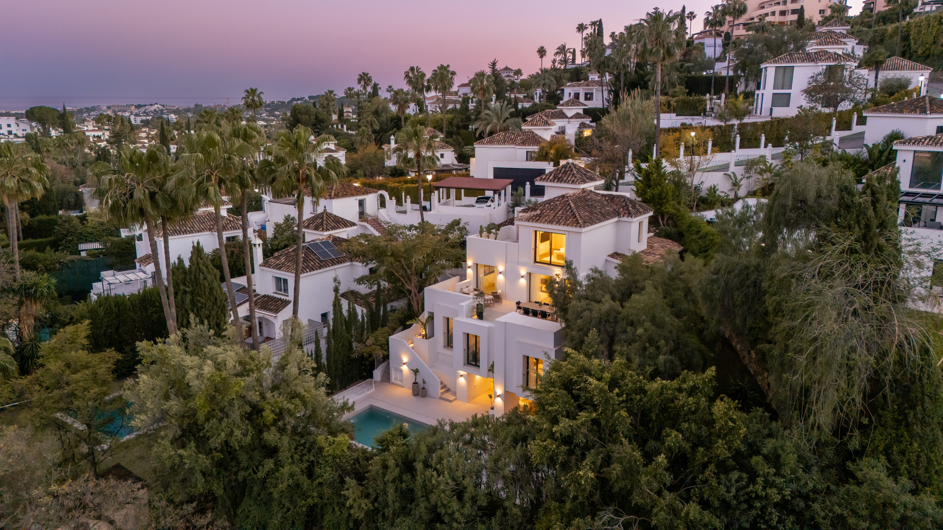 5 Bedroom Villa in Marbella - Photo 35