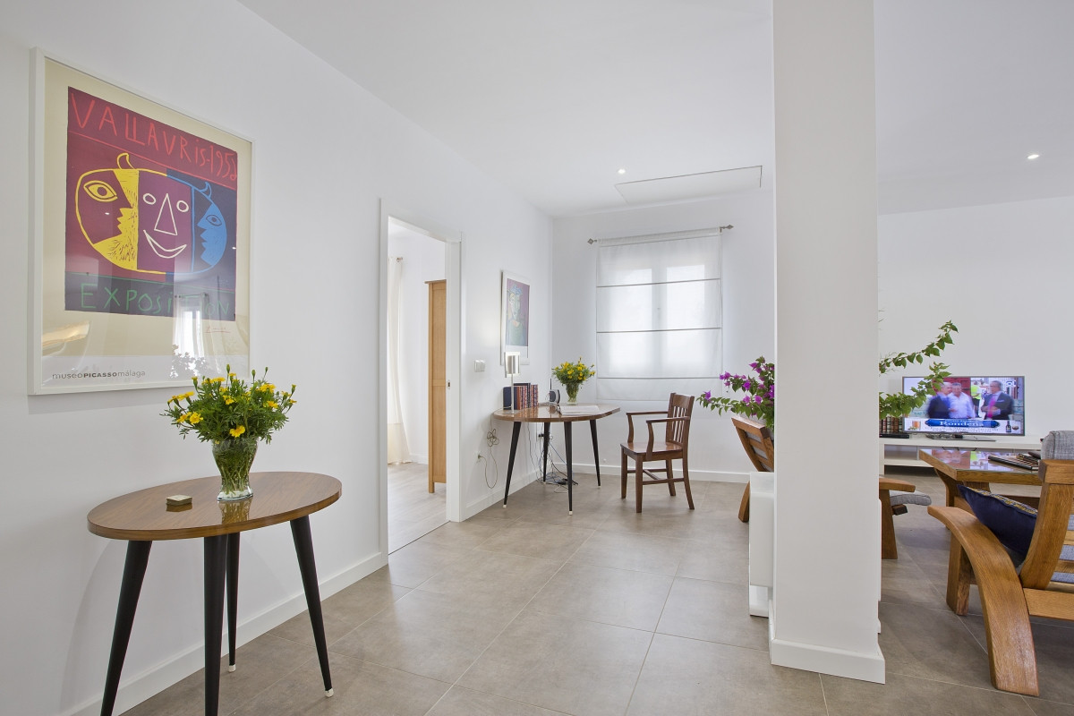 Chalet de 3 dormitorios con piscina en Málaga – Foto 10