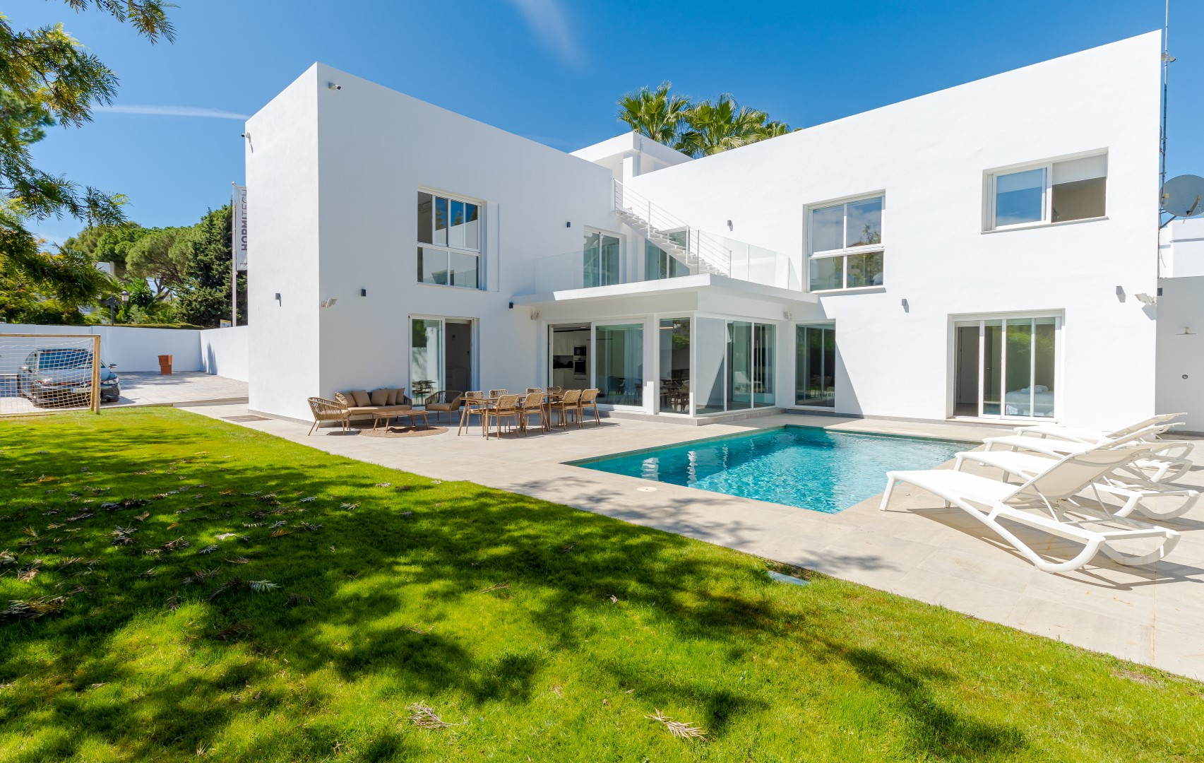 Villa in Nueva Andalucia