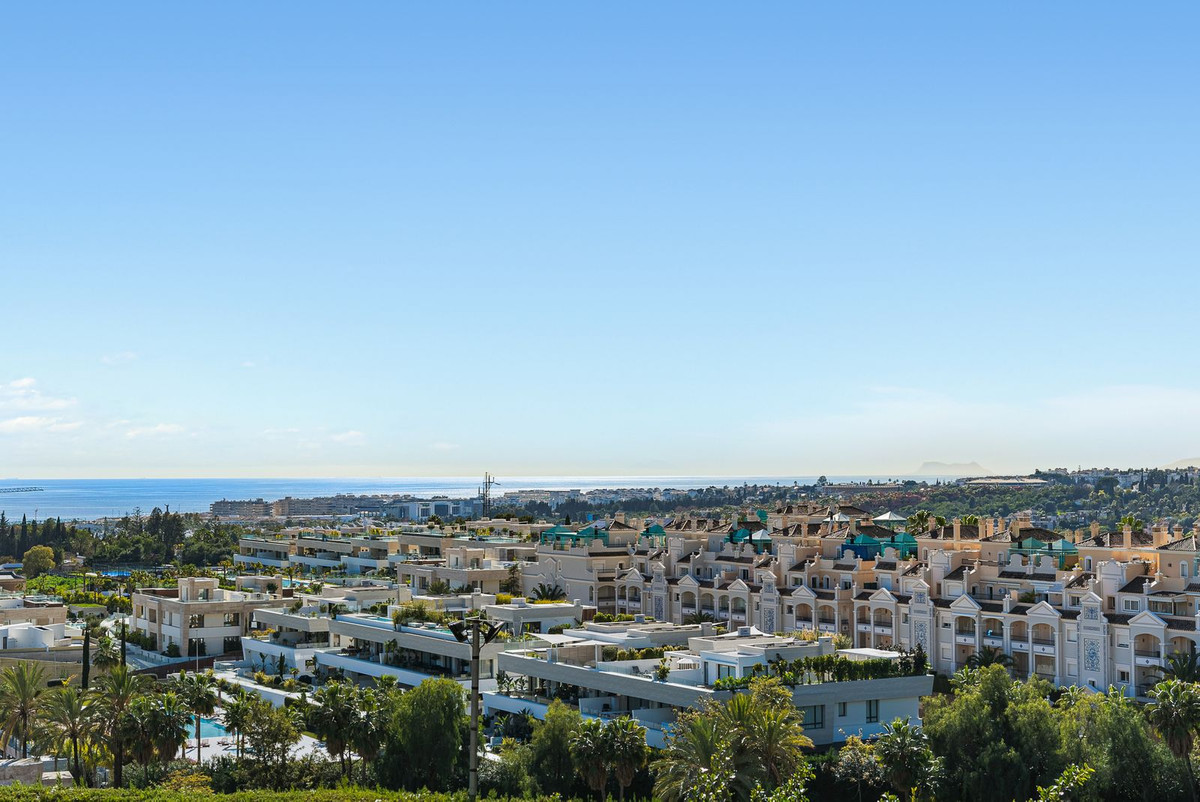 3 Bedroom Apartment in Marbella - Photo 59