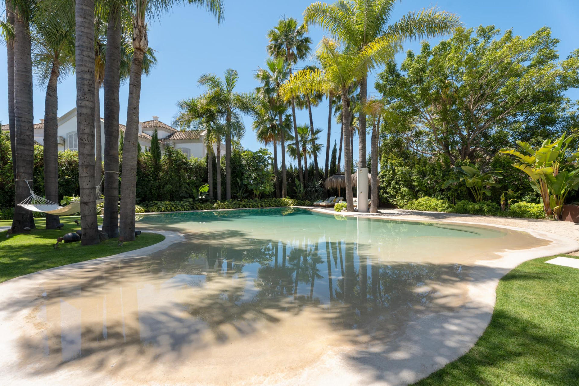 6 Bedroom Villa in Marbella - Photo 15